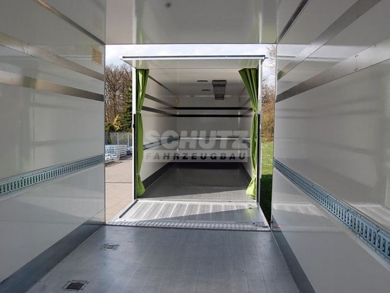 Schutz Anhänger Typ LAT 110 20/22CC mit Durchladesystem Schutz Anhänger Typ LAT 110 20/22CC mit Durchladesystem